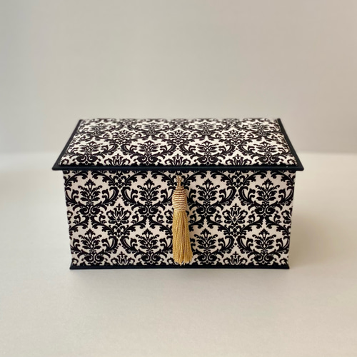 カルトナージュ マスク収納ボックス ダマスク柄 黒×白 布箱 フリー