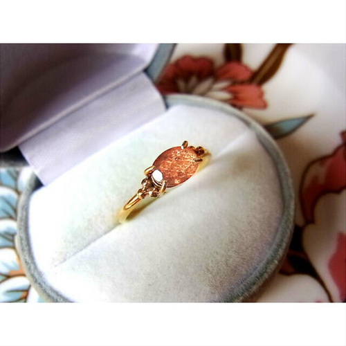 サンストーンのリング オーバルファセット・カット 指輪・リング