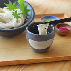 蕎麥麵杯/黑色釉面陶瓷（可放入微波爐、烤箱和洗碗機） 第5張的照片
