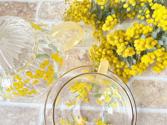 【名入れギフト】ミモザの耐熱ガラスティーポット&ティーカップ・ソーサーのSET 8枚目の画像