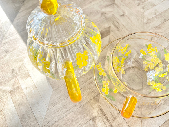 【名入れギフト】ミモザの耐熱ガラスティーポット&ティーカップ・ソーサーのSET 9枚目の画像