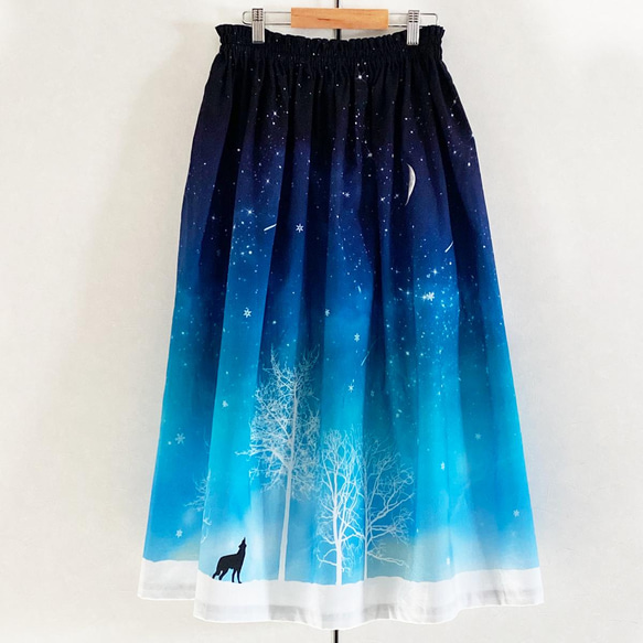 冬の星空・オオカミ ギャザースカート 8枚目の画像