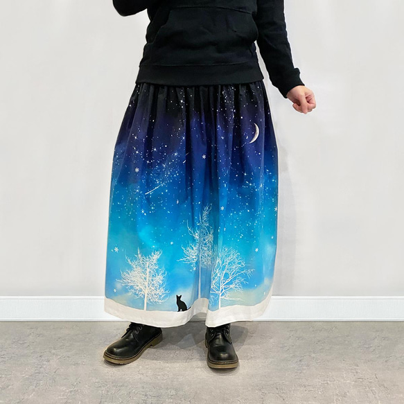 冬の星空・猫 ギャザースカート 4枚目の画像