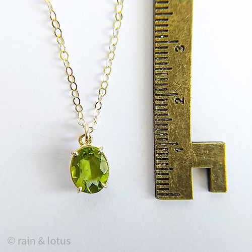 大粒ペリドットの一粒石ネックレス 宝石質 14KGF ご褒美 プレゼント  