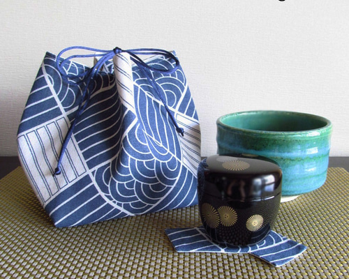 茶道具 陶器の棗 巾着付き 茶道具 陶器の棗 巾着付き