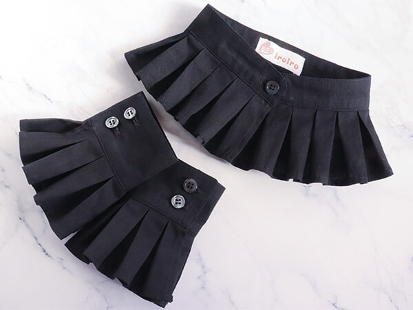 【つけ襟】【つけ袖】ふわっと広がる！タックフリルの付け襟＆付け袖【黒】