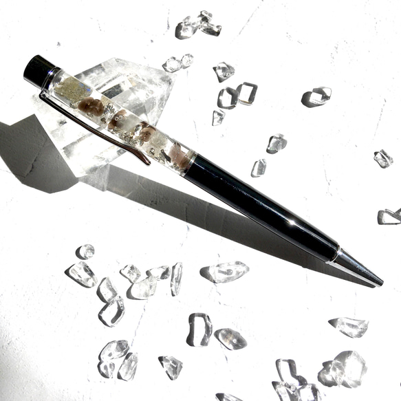 【名入れ可 】天然石ハーバリウムボールペン(替え芯付) お守り 筆記用具 プレゼント ブラック 黒 メンズ　父の日 2枚目の画像