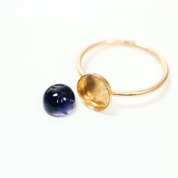 [14Kgf] 6mm 石堇青石 Bezel 型天然石環，無鉤絲 第4張的照片