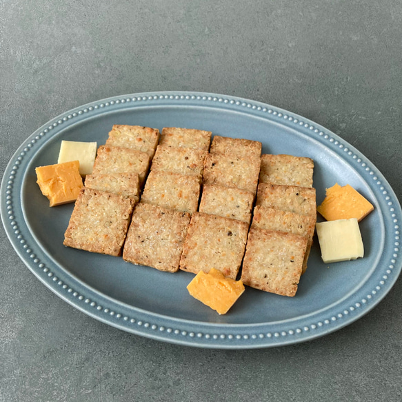塩とチーズのクッキー（4枚入×4個セット）/ ポスト便（送料無料※一部地域対象外） 1枚目の画像