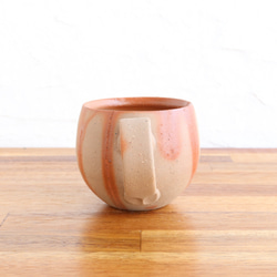 備前焼　丸いコーヒーカップ【緋襷】【A】〈陶器・コーヒーカップ・コップ〉 3枚目の画像