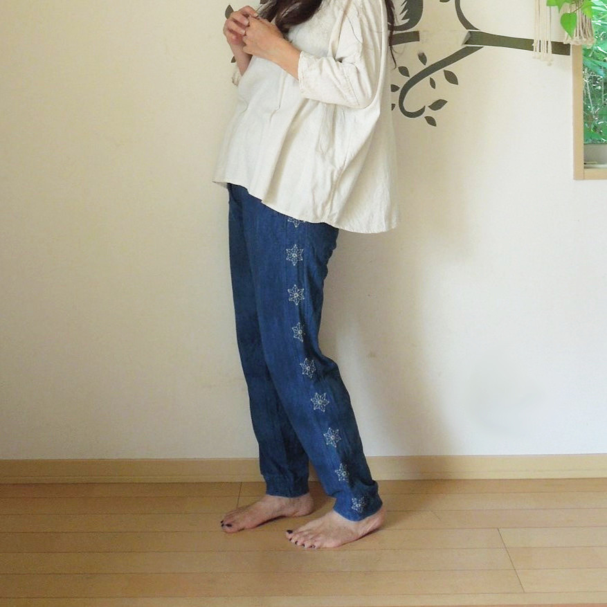 【SALE】asana ヘンプコットン 厚手 麻柄刺し子 ジャージ パンツ・草木染め