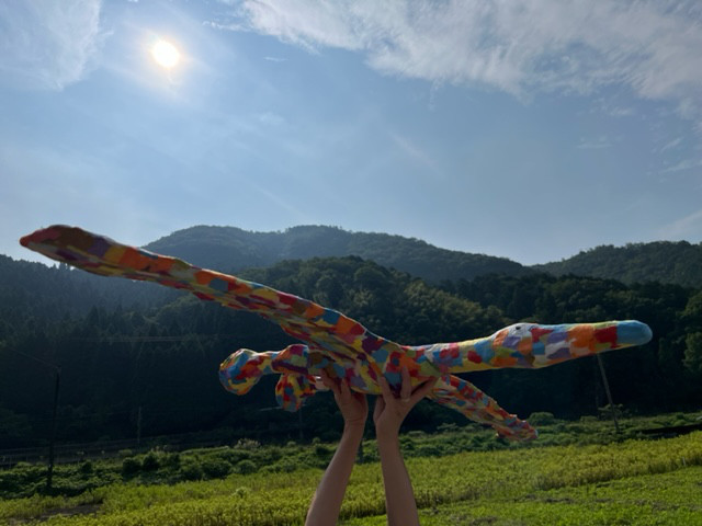 伝統工芸丹後和紙使用　カラフル張り子「翼竜」　巨大アート