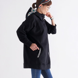 翻新再次上架 x 3 * 露肩高領衫 * 花卉鉤邊連帽衫 * 抓絨內襯 * 套頭衫 * 連帽衫 * 黑色 第4張的照片