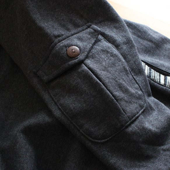 翻新再次上架 x 3 * 露肩高領衫 * 花卉鉤邊連帽衫 * 抓絨內襯 * 套頭衫 * 炭灰色 第11張的照片