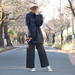 翻新再次上架 x 3 * 露肩高領衫 * 花卉鉤邊連帽衫 * 抓絨內襯 * 套頭衫 * 炭灰色 第6張的照片