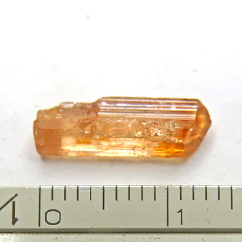 トパーズ 原石 インペリアルトパーズ 2.4ct ルース 結晶 天然石 trg138
