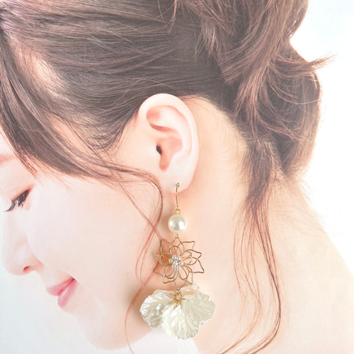 パール ワイヤーフラワー 花びら《ピアス/イヤリング》 ピアス