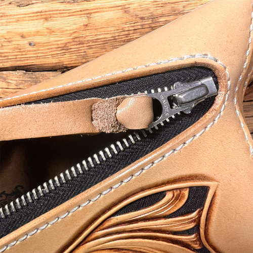 大和工房◎レザーカービングポシェット ボディーバック 大 大和工房