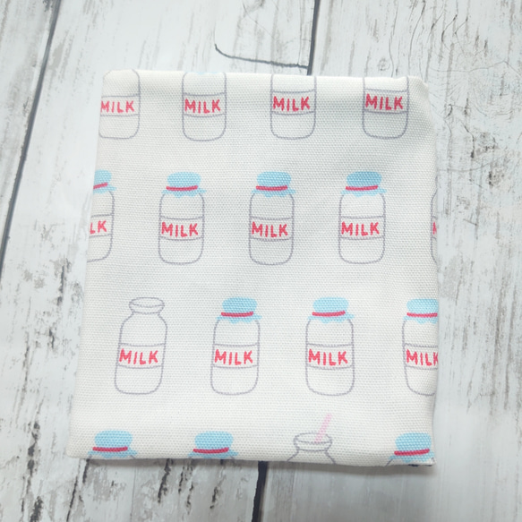 【送料無料】瓶牛乳柄 サニタリーケース マスクケース 1枚目の画像