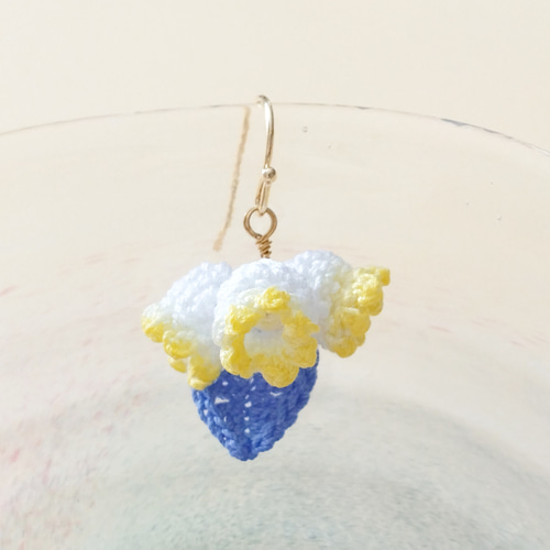 ピアス・イヤリング：すずらん（ブルー×グリーン・イエロー×ブルー