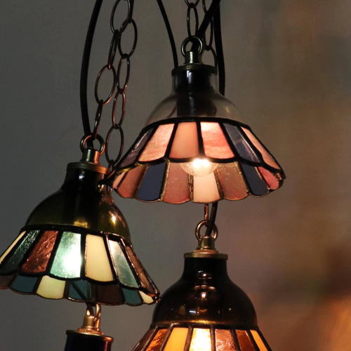 ピンク・青系】ステンドグラスミニペンダントライト花型｜吊下げ照明  