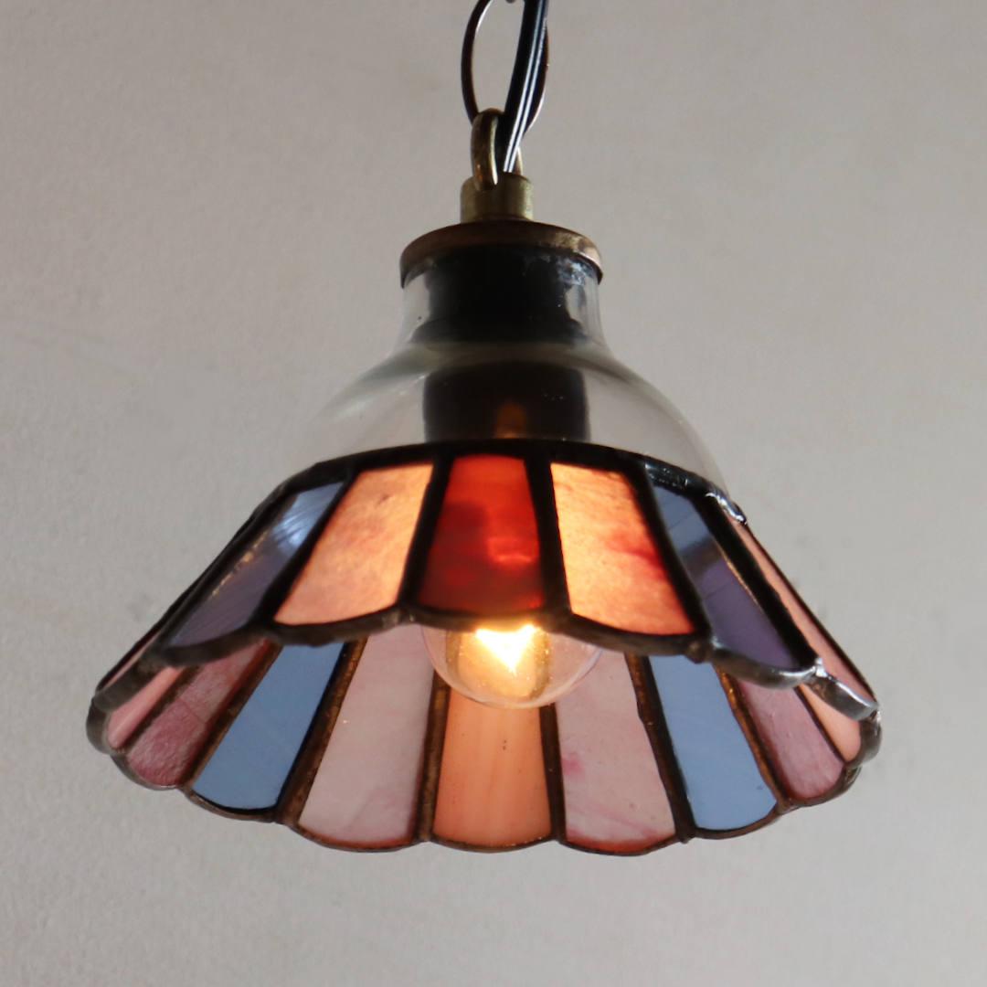 ピンク・青系】ステンドグラスミニペンダントライト花型｜吊下げ