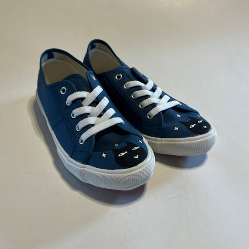 青いキャンバススニーカー キャラクター付き コンバース｜converse レディース 通販 converse コンバース ALL
