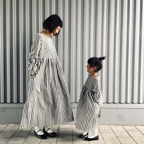 たっぷりギャザーワンピ♡長袖タイプ♡サイズが3サイズから選べる♡(S、M〜L、LL)♡生地柄は2種類より選択♡ ワンピース nyoki 通販|Creema(クリーマ) 13037220 たっぷりギャザーワンピ♡長袖タイプ♡サイズが3サイズから選べる♡(S、M〜L、LL)♡生地柄は2種類より選択♡ ワンピース nyoki 通販|Creema(クリーマ) 13037220