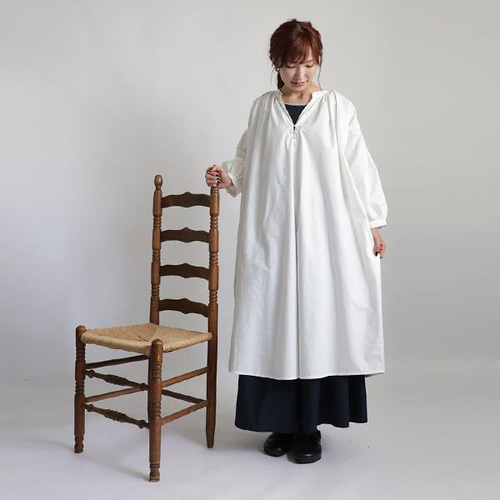ラスト1 最終SALE 114cm丈 ギャザー パフ袖 スモック ロング 