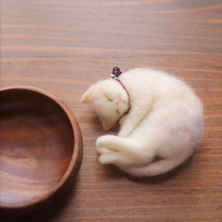 送料400円★木のカップ猫　ぼーろΦ10cm 5枚目の画像