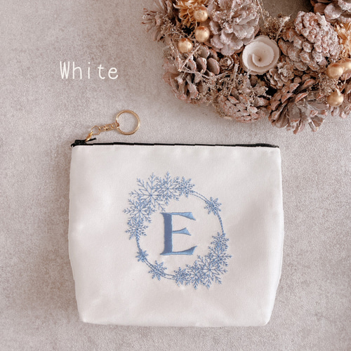 kotori様 専用♡ ウエイト枠 刺繍イニシャルポーチ♡