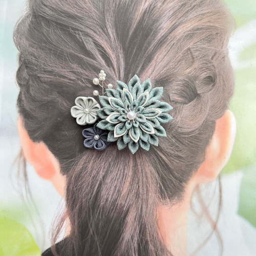 受注制作】2和装髪飾り 水色つまみ細工 小枝アクセサリー 青 水色