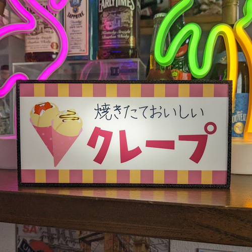 クレープ イチゴ バナナ チョコレート スイーツ 店舗 キッチン