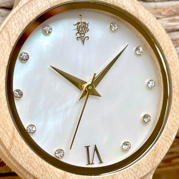 【木製腕時計】EINBAND Prima マザーオブパール×スワロフスキー メイプルウッド ホワイト文字盤 34mm 3枚目の画像