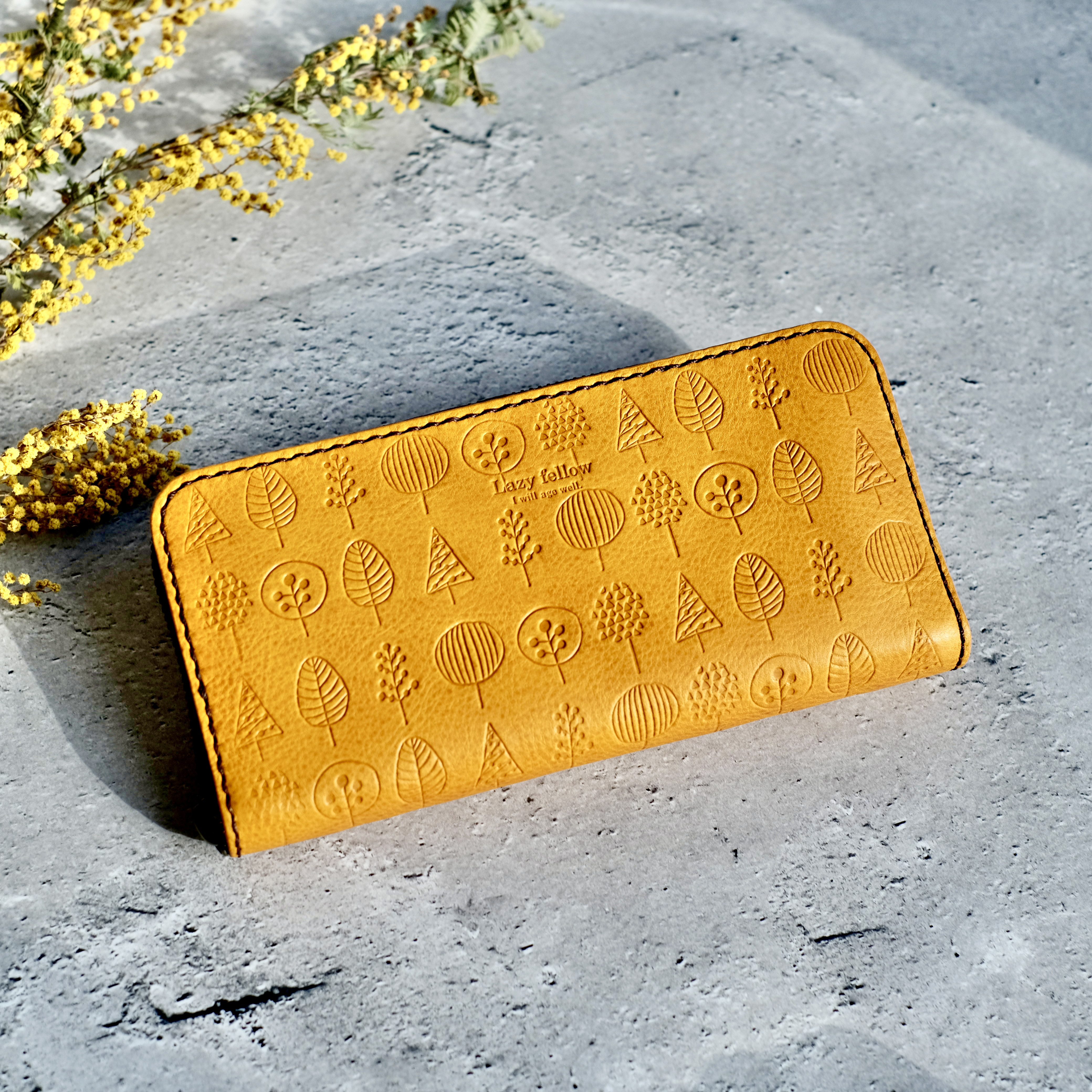 春財布　本革　 通帳も入る　北欧柄　ラウンドファスナー　長財布　手縫い 黄　yellow　イエロー革財布　納期１週間