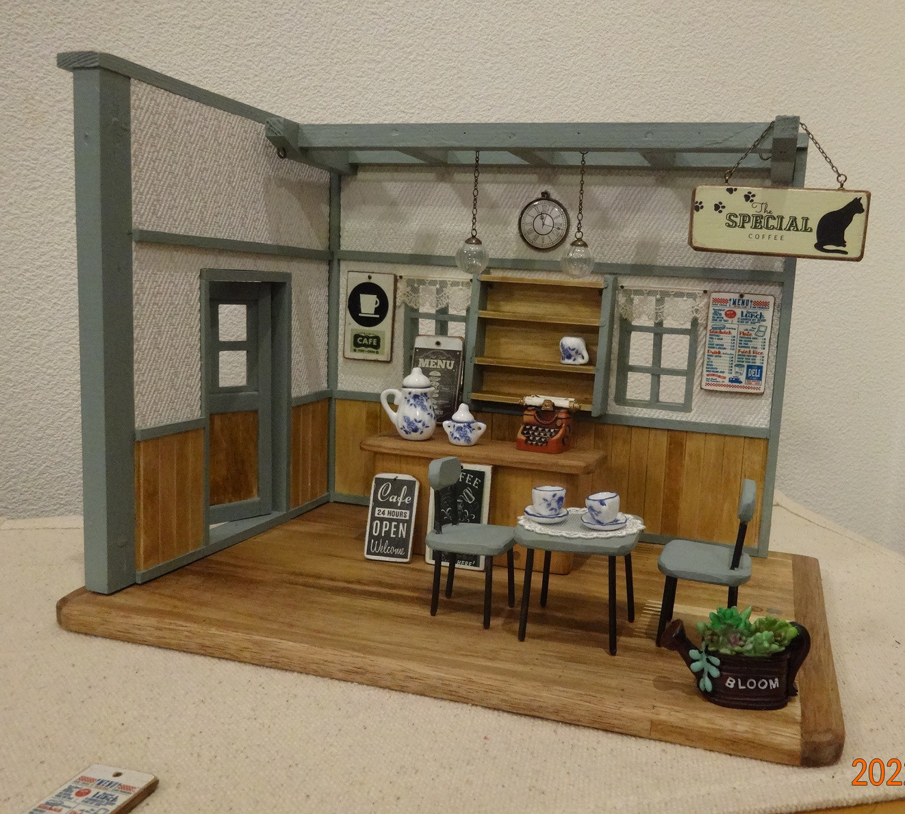 カフェハウスⅢ（ショップバージョン）床拡張　ドア付きサイドパネル