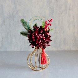 選べる2色【菊の造花付き】コロンと丸いゴールドワイヤーフラワーベースの投げ入れ 6枚目の画像