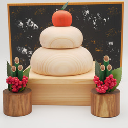 ちいさな木筒の門松 miniサイズ　２個セット（縁起の良い木　エンジュ） 4枚目の画像