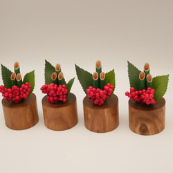 ちいさな木筒の門松 miniサイズ　２個セット（縁起の良い木　エンジュ） 2枚目の画像