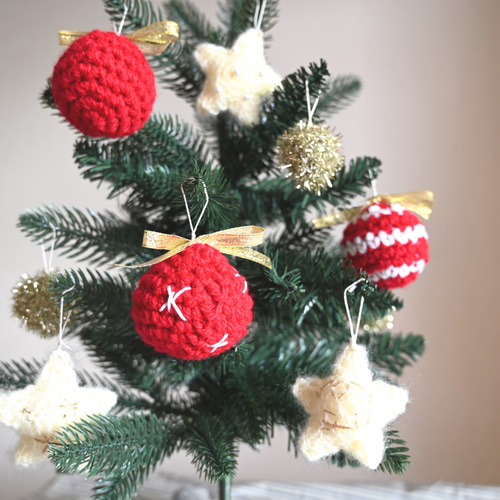 赤いニットとお星さまのクリスマスオーナメントアソート ガーランド