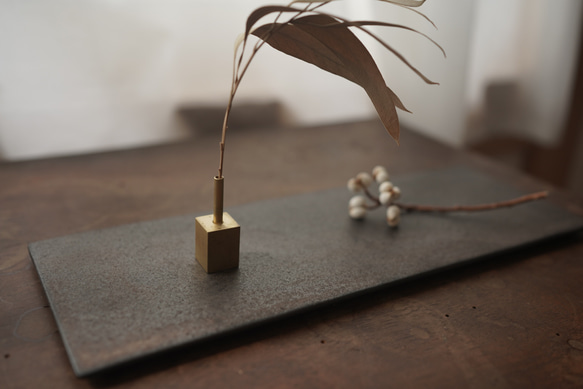 真鍮製一輪挿し 「ちょこんと」 一輪挿し・花瓶・花器 cb works 通販