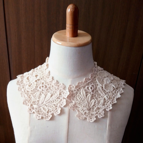 どんぐりのアイリッシュクロッシェレースつけ襟 その他ファッション 白