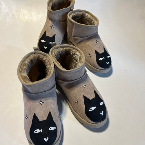 [ねこ猫]ブーツ ネコ柄 レディースムートン ショート丈ブーツ【22.0～25.5cm対応