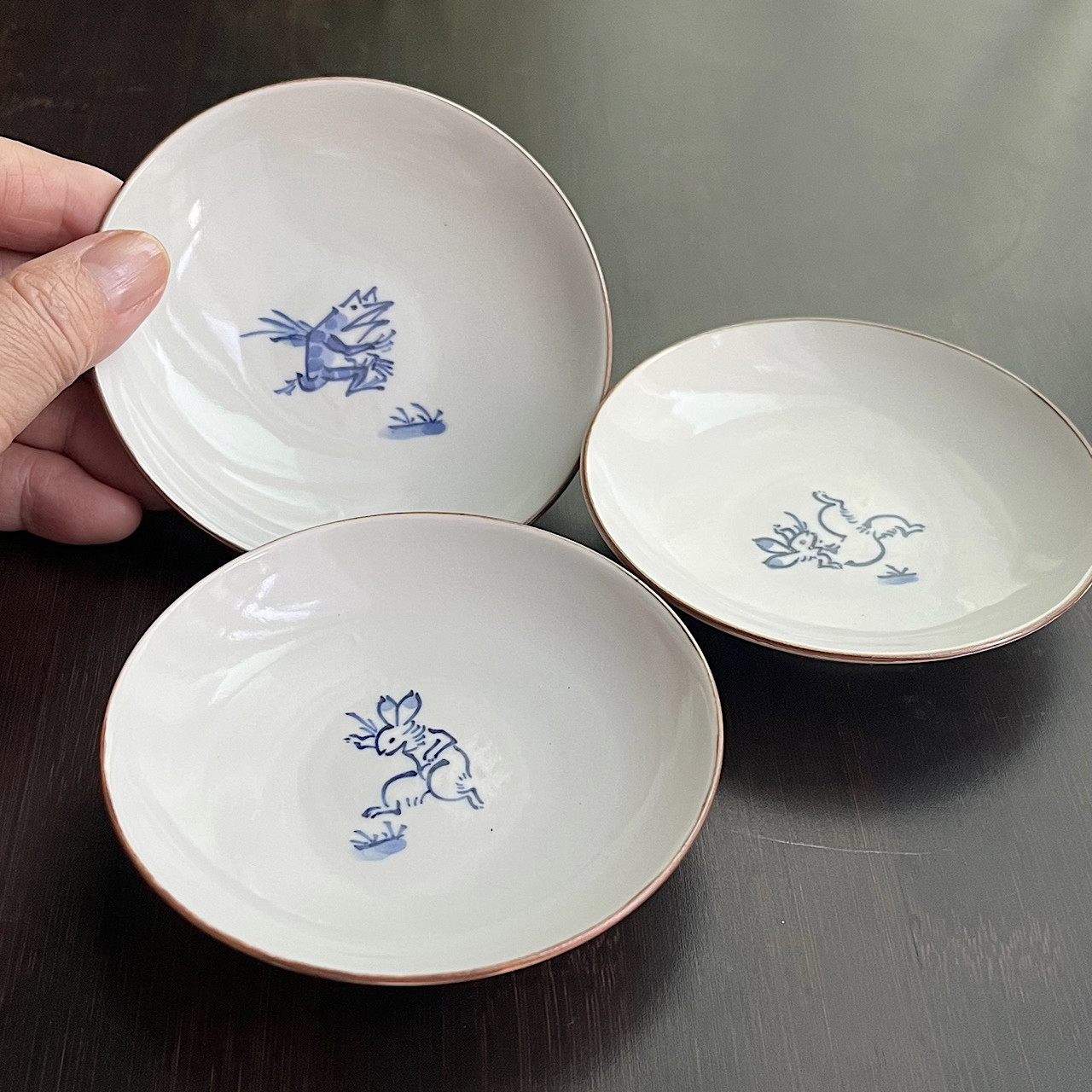 鳥獣戯画3寸皿 うさぎとカエル 京焼 小皿 松斎窯 通販 13076586