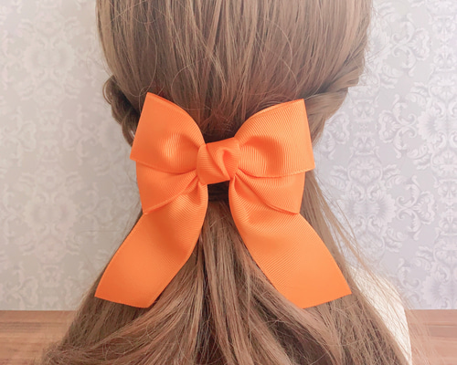 Ferragamo オレンジリボンヘアピン Ferragamo オレンジリボンヘアピン Ferragamo オレンジリボン