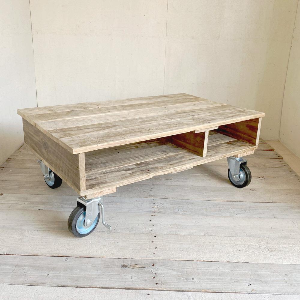 リサイクルウッド☆キャスターテーブル