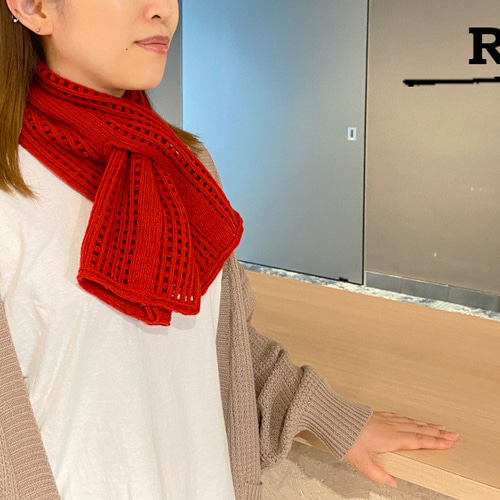 ふるさと納税 小物 ストール・マフラー 新潟県 五泉市 コード刺繍 ストライプ柄ウール＆アルパカ ショートマフラー・チャコール 新潟県 五泉市 有限会社田中刺… ウール アルパカ ストライプ柄 差し込みショートマフラー