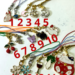 ［送料無料］48 エメラルドグリーンの色が、とても綺麗なサークル形のブローチA❣️ 17枚目の画像