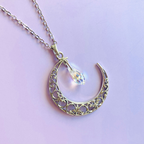 オーロラグラン月の雫ネックレス