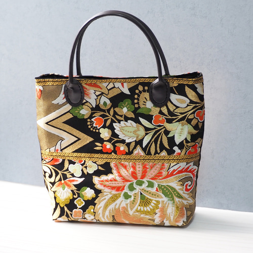 オーダー受付】思い出の帯をバッグやポーチに✿ 着物帯リメイク